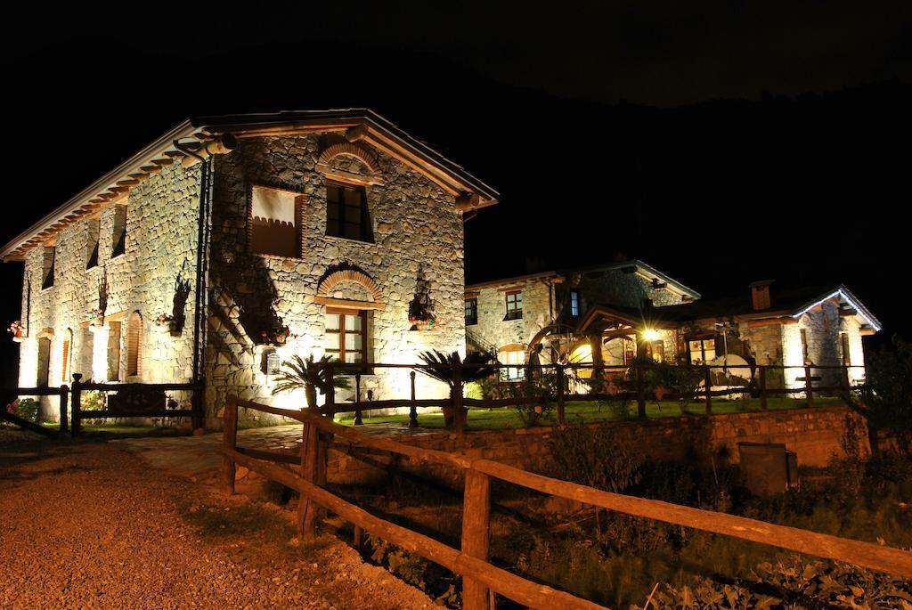 Bed and Breakfast Le Macine Del Confluente Бадалукко Экстерьер фото